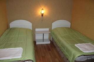 Отель Tourist Ахалцихе Двухместный номер эконом-класса с 2 отдельными кроватями-2
